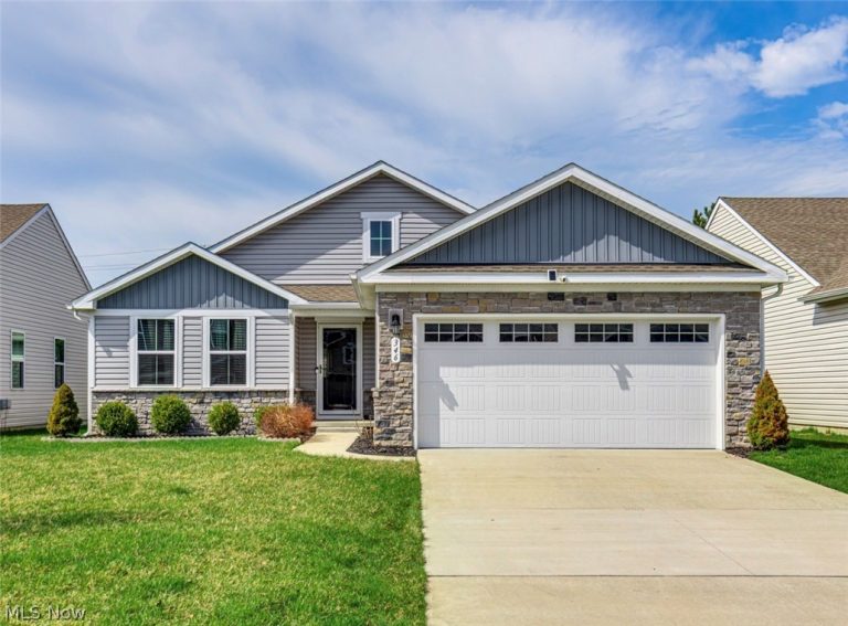 346 Lakewick Lane, Willowick, OH, 44095