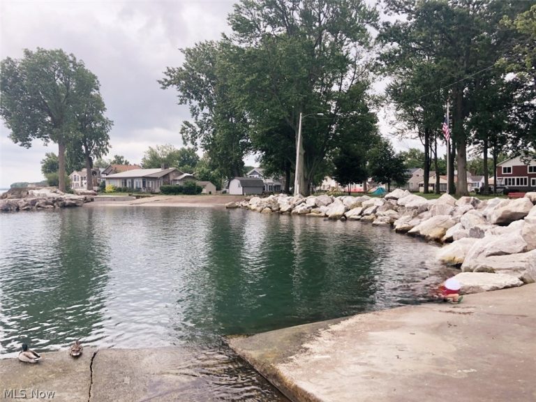 116 Rye Beach Road, Huron, OH - Photo 8