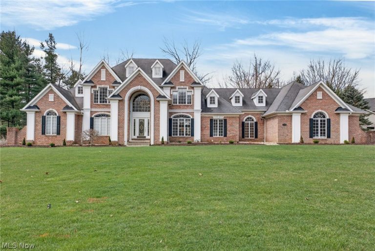 5502 Deer Pines Drive, Clinton, OH, 44216
