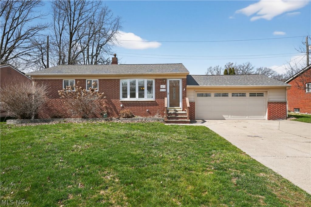 6432 Ambrose Drive, Mentor, OH