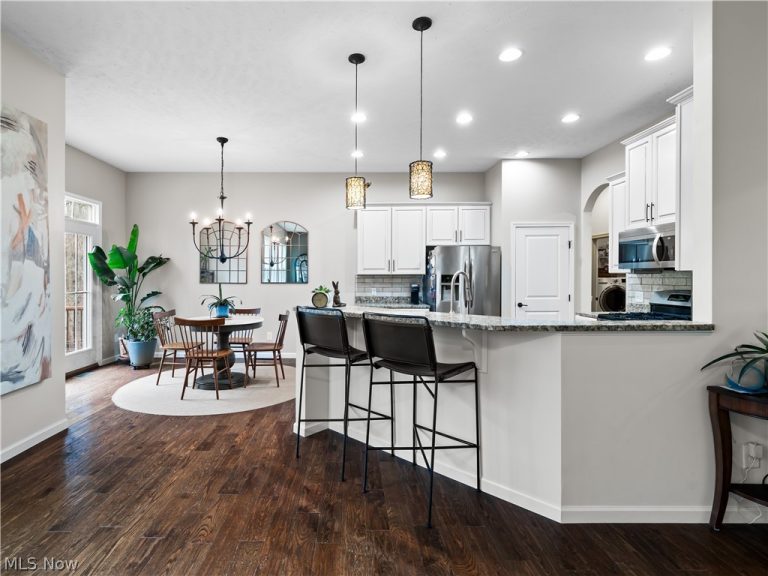 8898 Harvest Ridge Way, North Ridgeville, OH - Photo 8