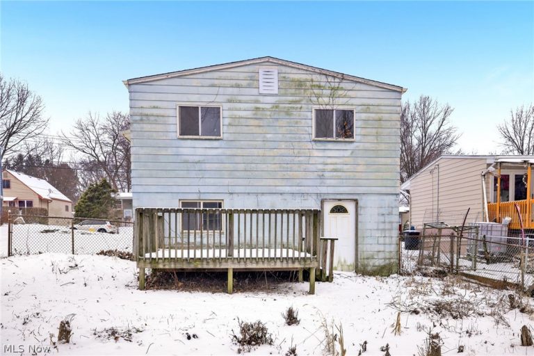 1159 Jeanie J Avenue, Akron, OH - Photo 4