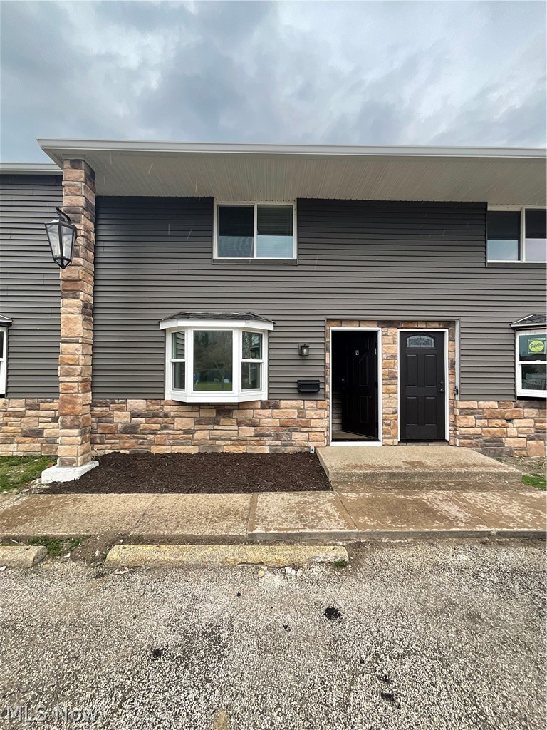 3960 Erie Avenue #9, Lorain, OH - Photo 2