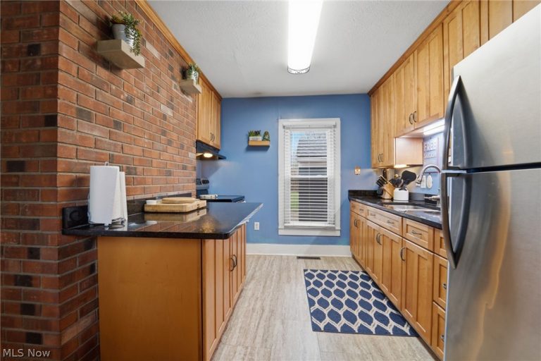 2108 Bennett Road, Madison, OH - Photo 8