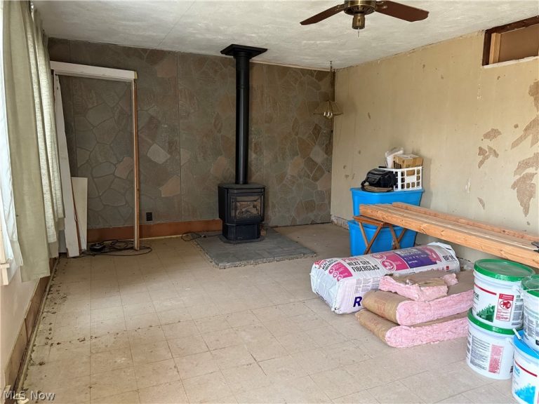 1719 Valley Mills Road, Waverly, WV - Photo 3