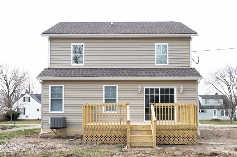 24431 Hartland Road, Euclid, OH - Photo 6