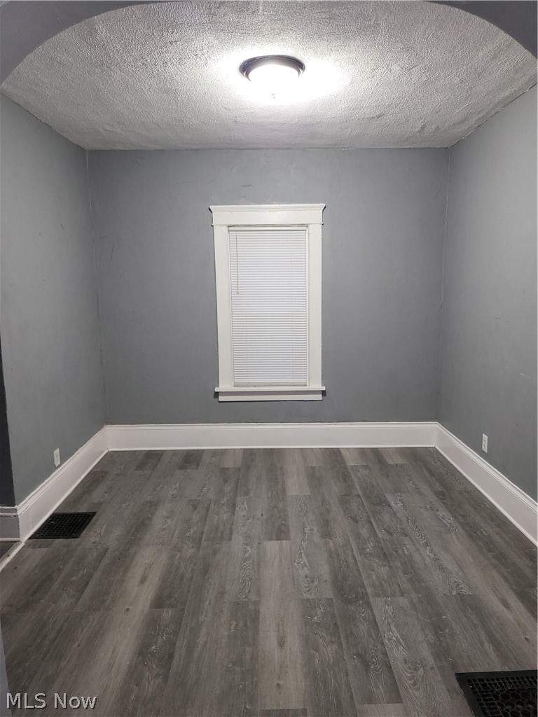 1007 Dewalt Avenue, Canton, OH - Photo 6