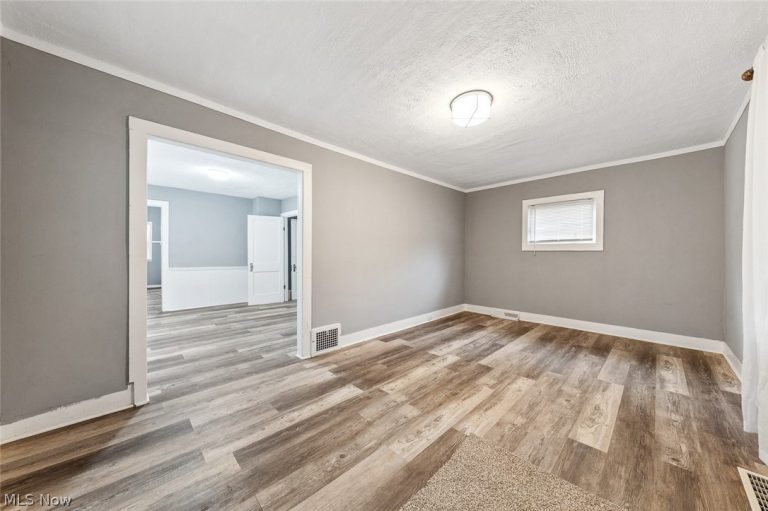 3753 139th Street, Cleveland, OH - Photo 8