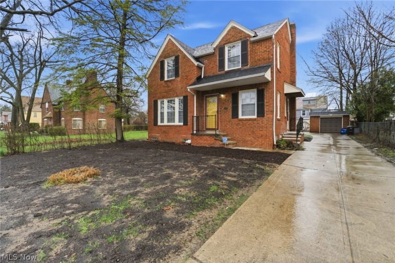 3153 Becket Road, Cleveland, OH - Photo 3