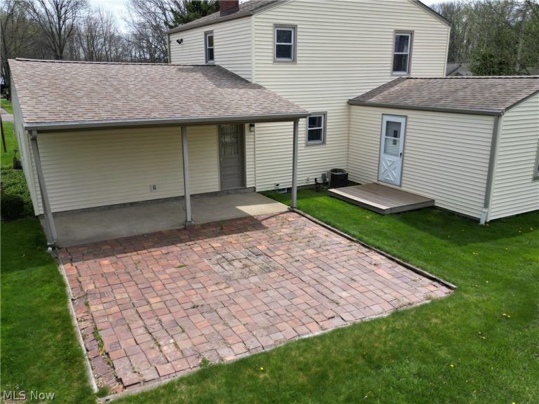 6666 Clingan Road, Poland, OH - Photo 8