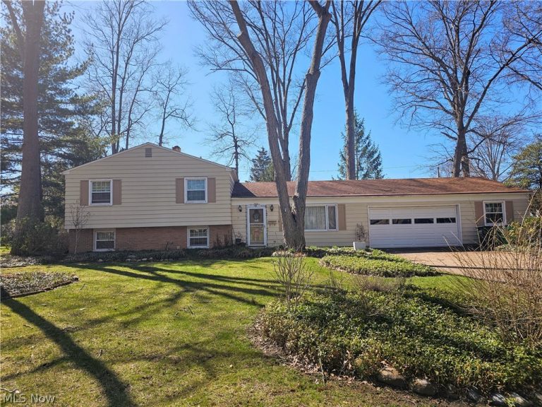214 Cherry Lane, Avon Lake, OH, 44012