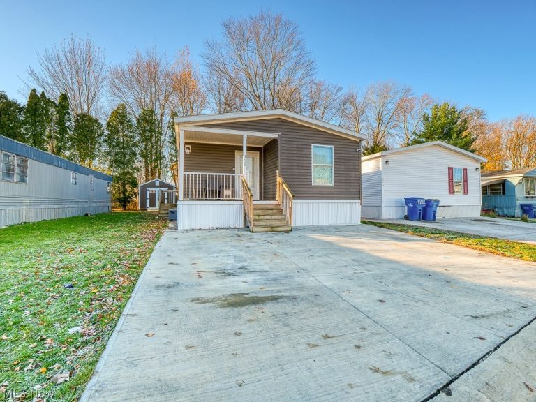 6610 Lear Nagle Road #156, North Ridgeville, OH - Photo 2