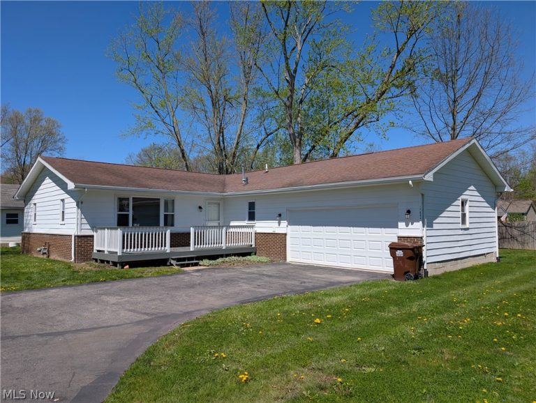 17604 Olive Avenue, Lake Milton, OH, 44429