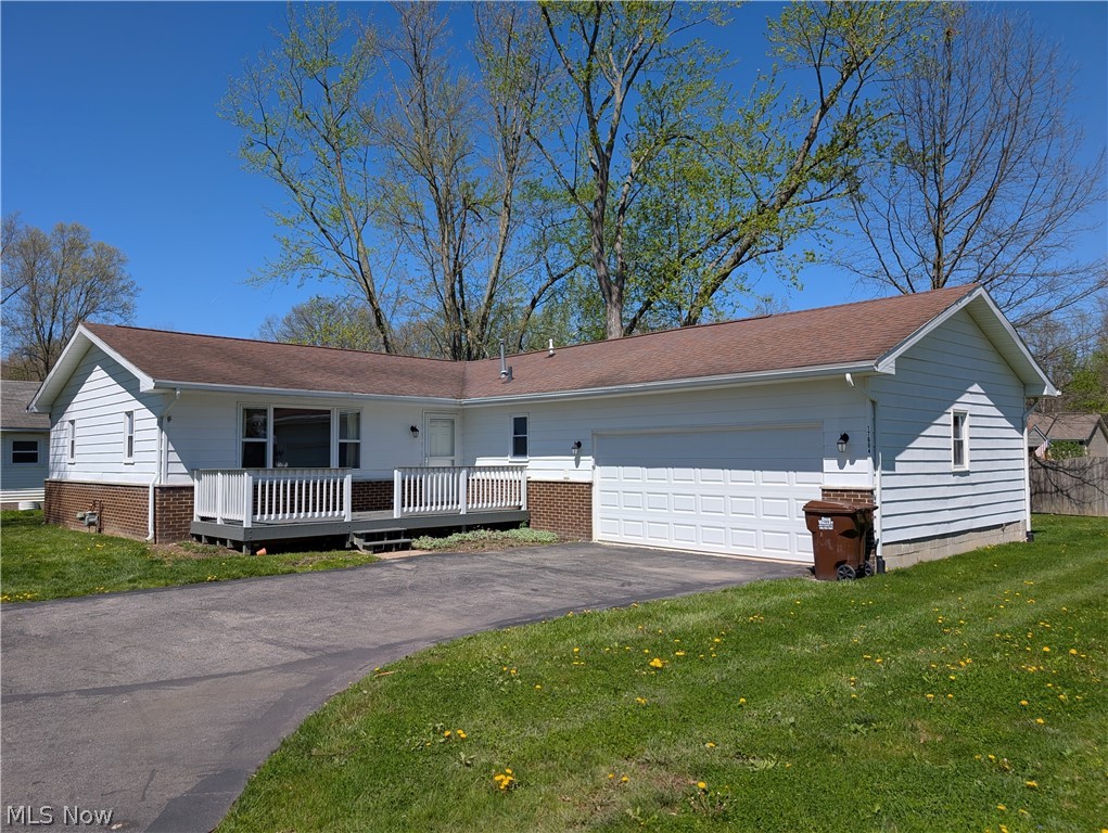 17604 Olive Avenue, Lake Milton, OH