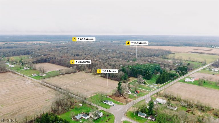 W Western Reserve Road, Canfield, OH, 44406