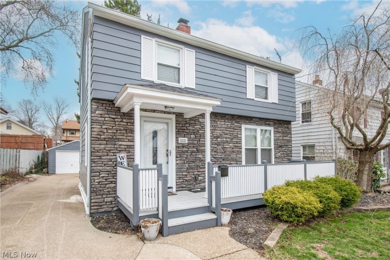 1121 Woodward Avenue, Akron, OH - Photo 3