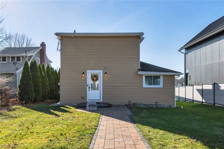 4786 Bickford Avenue, Akron, OH - Photo 3