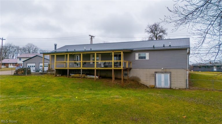 41152 Black Oak Road, Flushing, OH - Photo 5