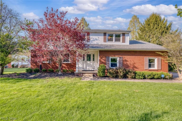 3020 Thunderbird Drive, Poland, OH, 44514