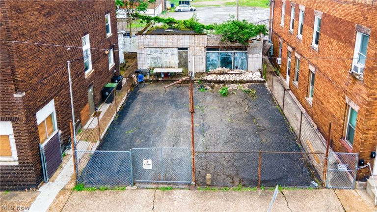 406 Adams Street, Steubenville, OH - Photo 5