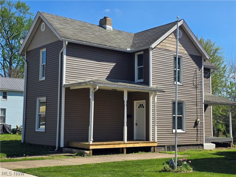 438 9th Street, Coshocton, OH - Photo 2