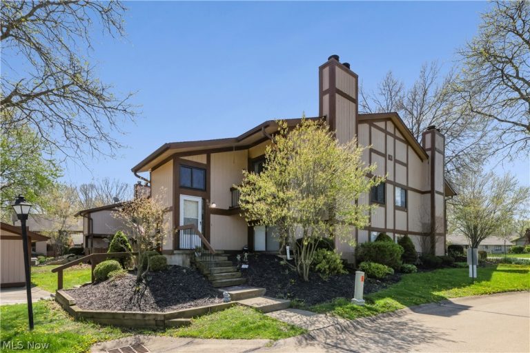 804 Kirkwall Drive, Akron, OH, 44321