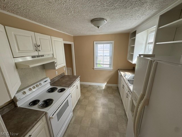 21601 Morris Avenue, Euclid, OH - Photo 4