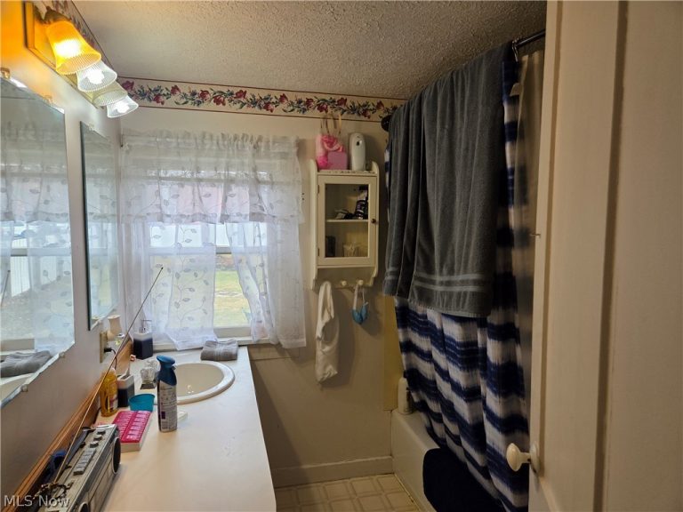 116 Taylor Street, Wellington, OH - Photo 8