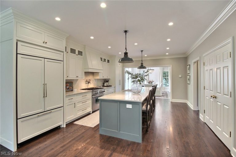 20962 Sydenham Road, Shaker Heights, OH - Photo 6