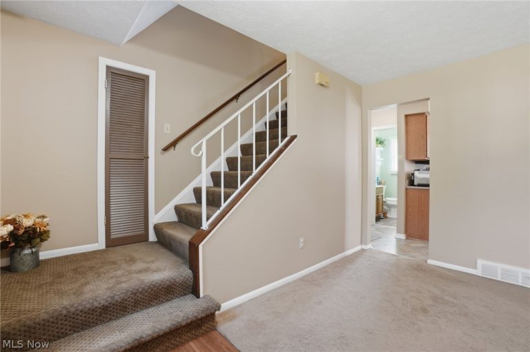 1876 Laurel Drive, Twinsburg, OH - Photo 5
