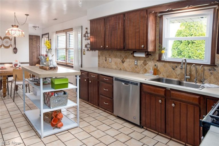 5503 West Boulevard, Youngstown, OH - Photo 8