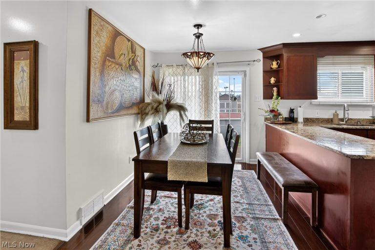 2448 Kermit Avenue, Akron, OH - Photo 4