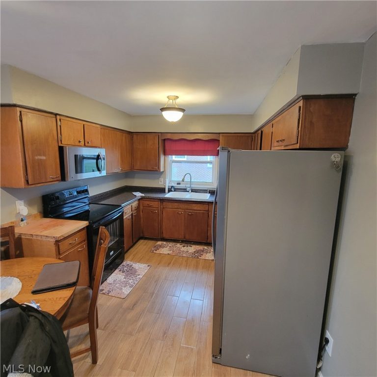 1929 16th Street, Ashtabula, OH - Photo 3