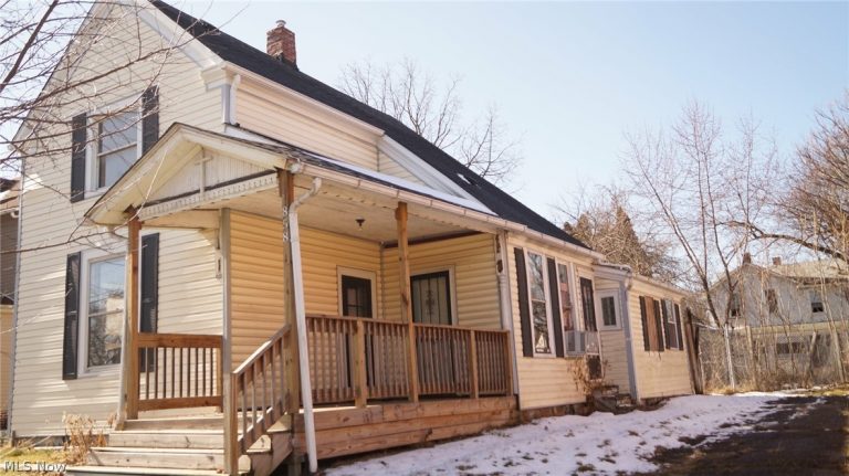 858 May Street, Akron, OH - Photo 2
