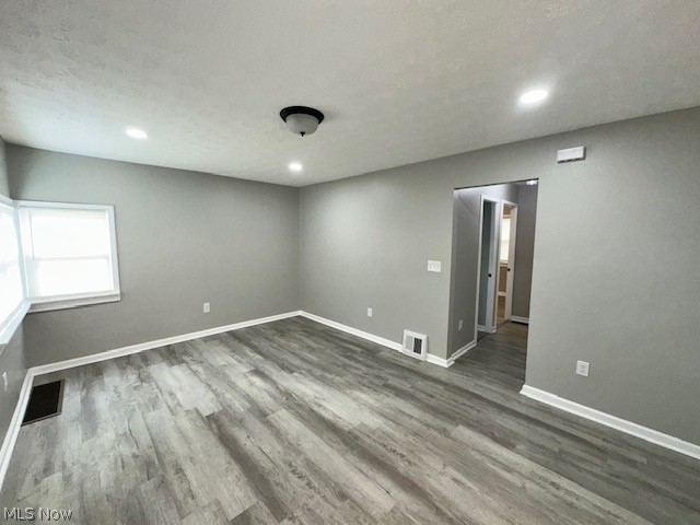 15707 Cloverside Avenue, Cleveland, OH - Photo 3