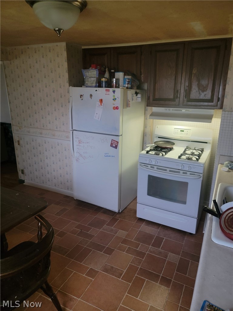 531 331st Street, Eastlake, OH - Photo 5