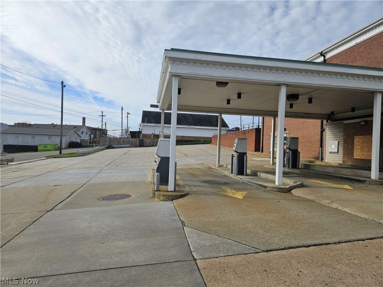 600 Main Street, Wintersville, OH - Photo 8
