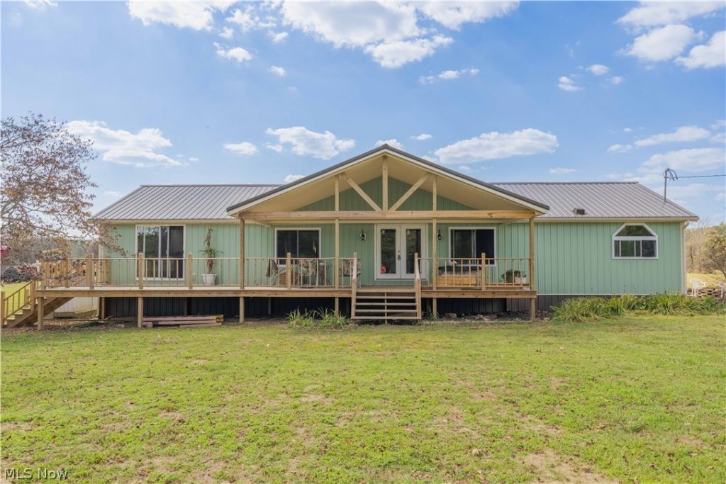 5267 Apollo Road, Salineville, OH