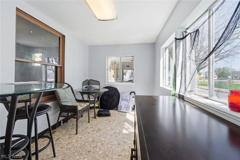 3202 Montclair Avenue, Cleveland, OH - Photo 4