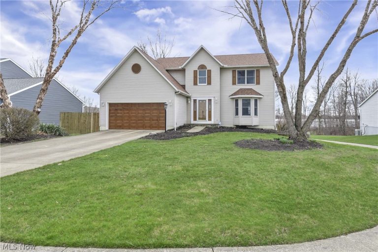 3090 Uxbridge Drive, Brunswick, OH - Photo 3