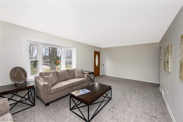 439 Strader Road, Akron, OH - Photo 5