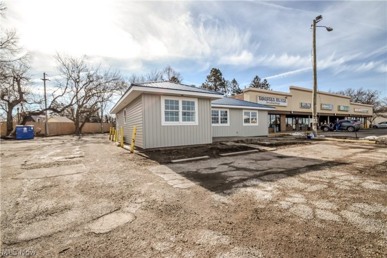 7496 Mentor, Mentor, OH - Photo 2