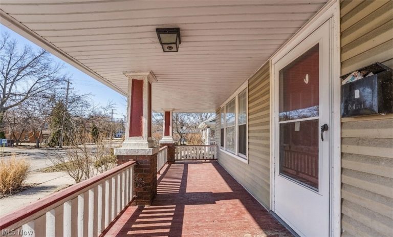 1239 115th Street #1/DN, Cleveland, OH - Photo 3