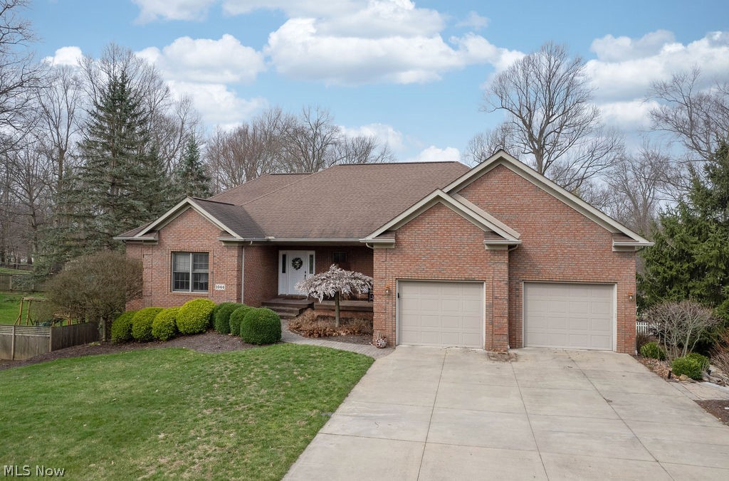 1044 Ledgebrook Drive, Tallmadge, OH