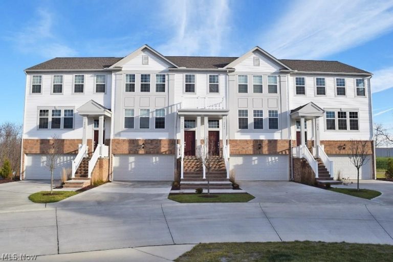 6648 Park Pointe Court, Pepper Pike, OH, 44124