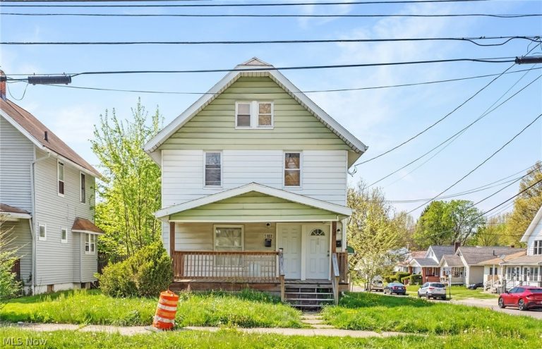 1102 Brown Street, Akron, OH - Photo 2
