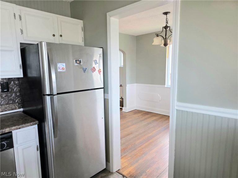 1018 Jackson Avenue, Parkersburg, WV - Photo 8