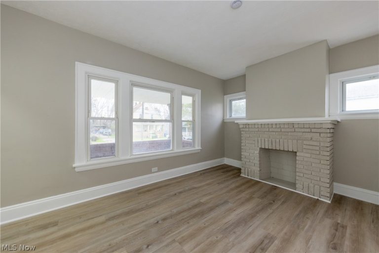 9711 Aetna Road, Cleveland, OH - Photo 5