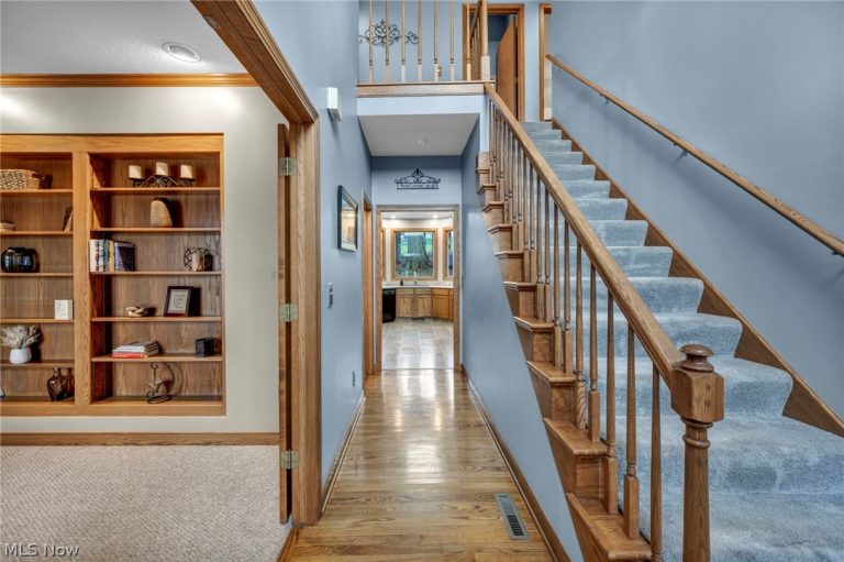 4592 Muirwood Place, Stow, OH - Photo 3