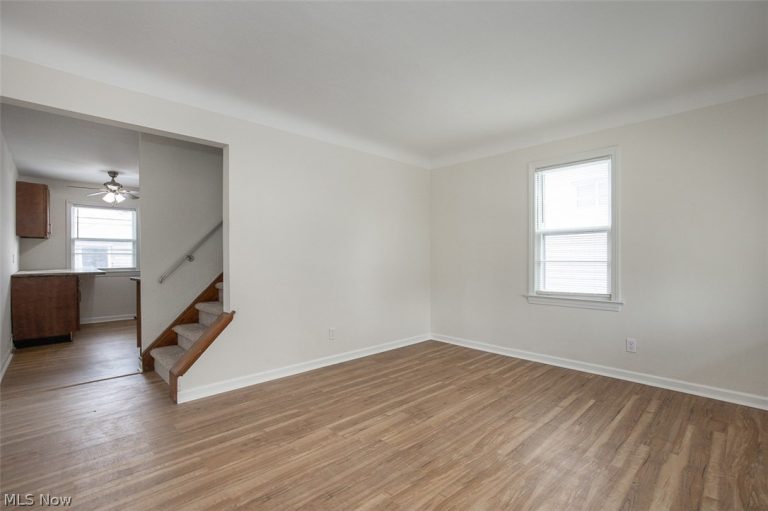 1547 Clermont Road, Cleveland, OH - Photo 4